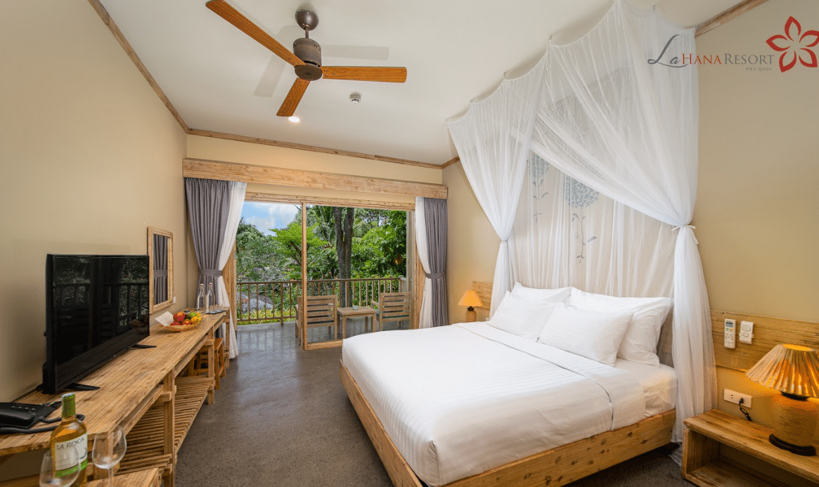 Deluxe Bungalow Garden View #3