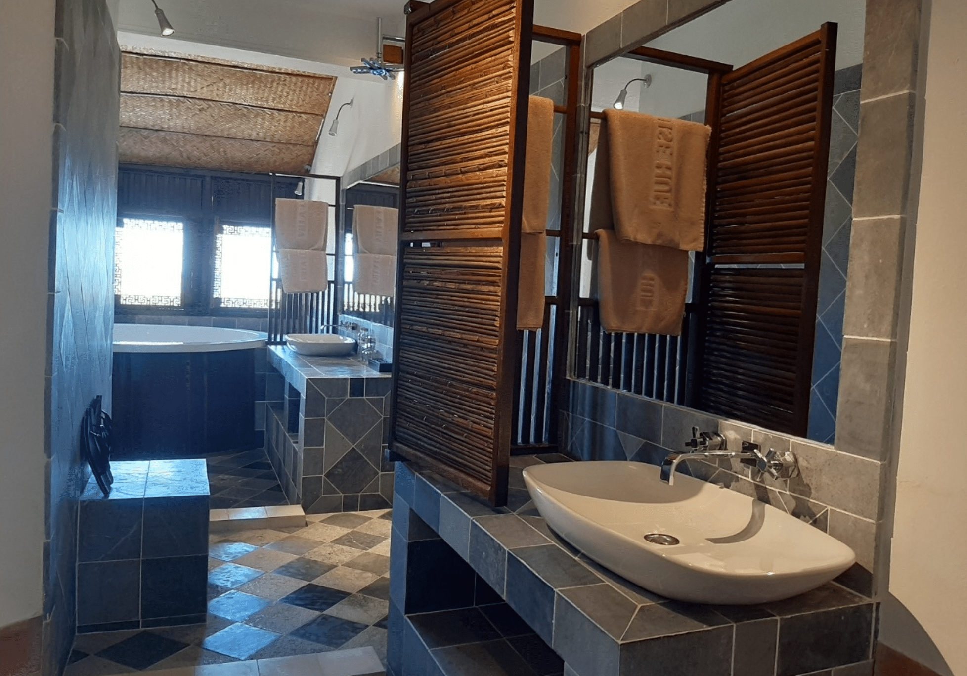 Deluxe Double Room #1