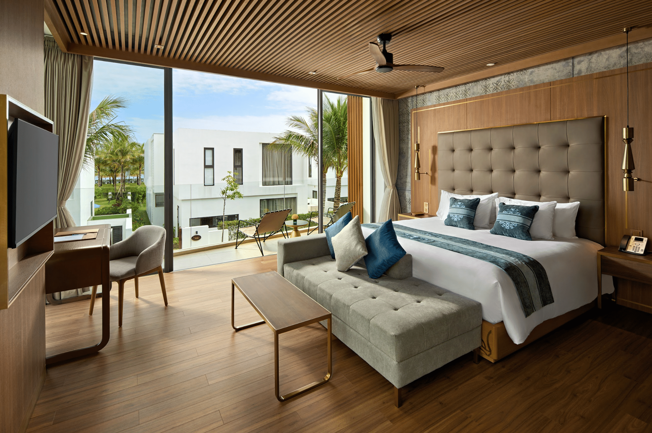 3-Bedroom Pool Villa Garden View #1
