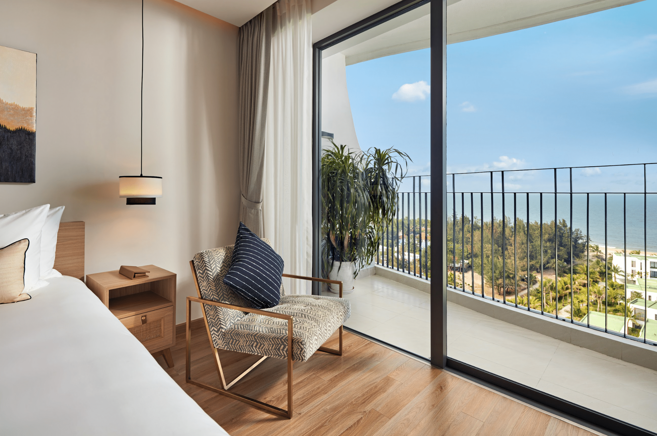 Superior Ocean View King/ Twin #3