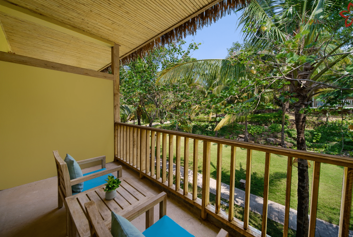 Deluxe Family Garden View #1