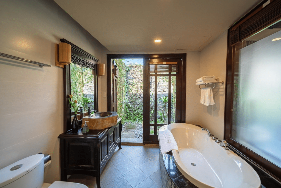 Executive Bungalow Garden view #3