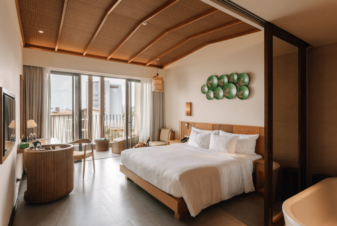 Premium Pool View #2