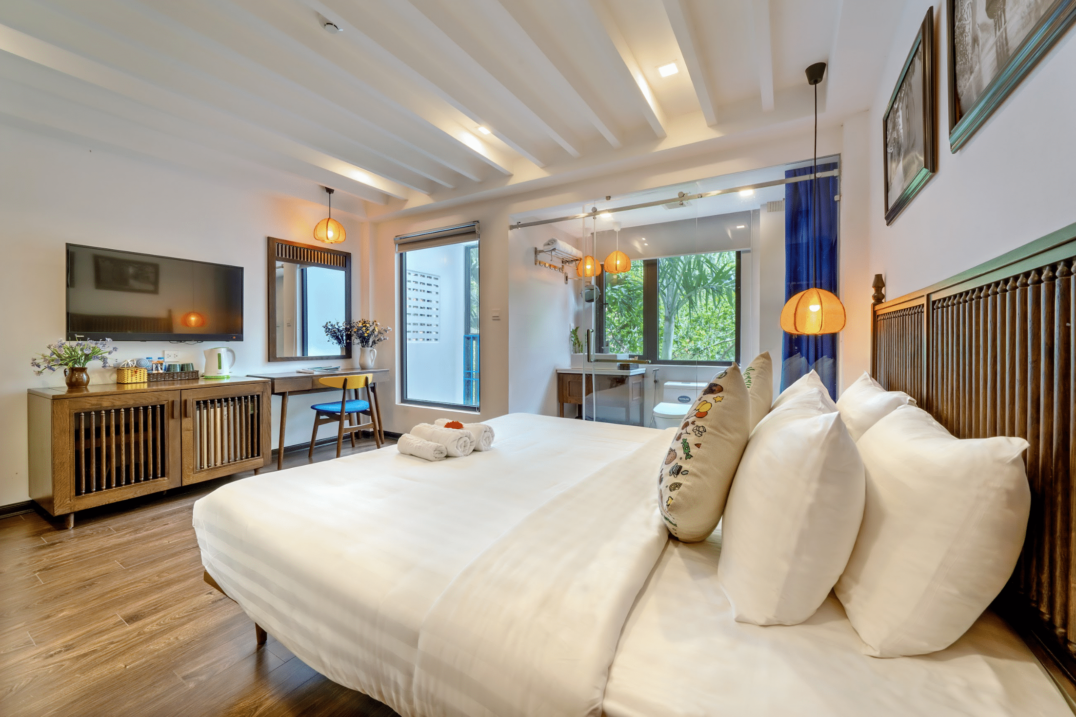 Junior Suite #1