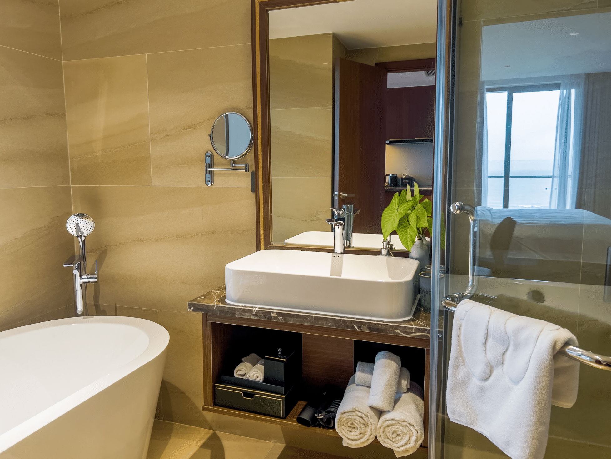 Harmony Suite Beach Front #4