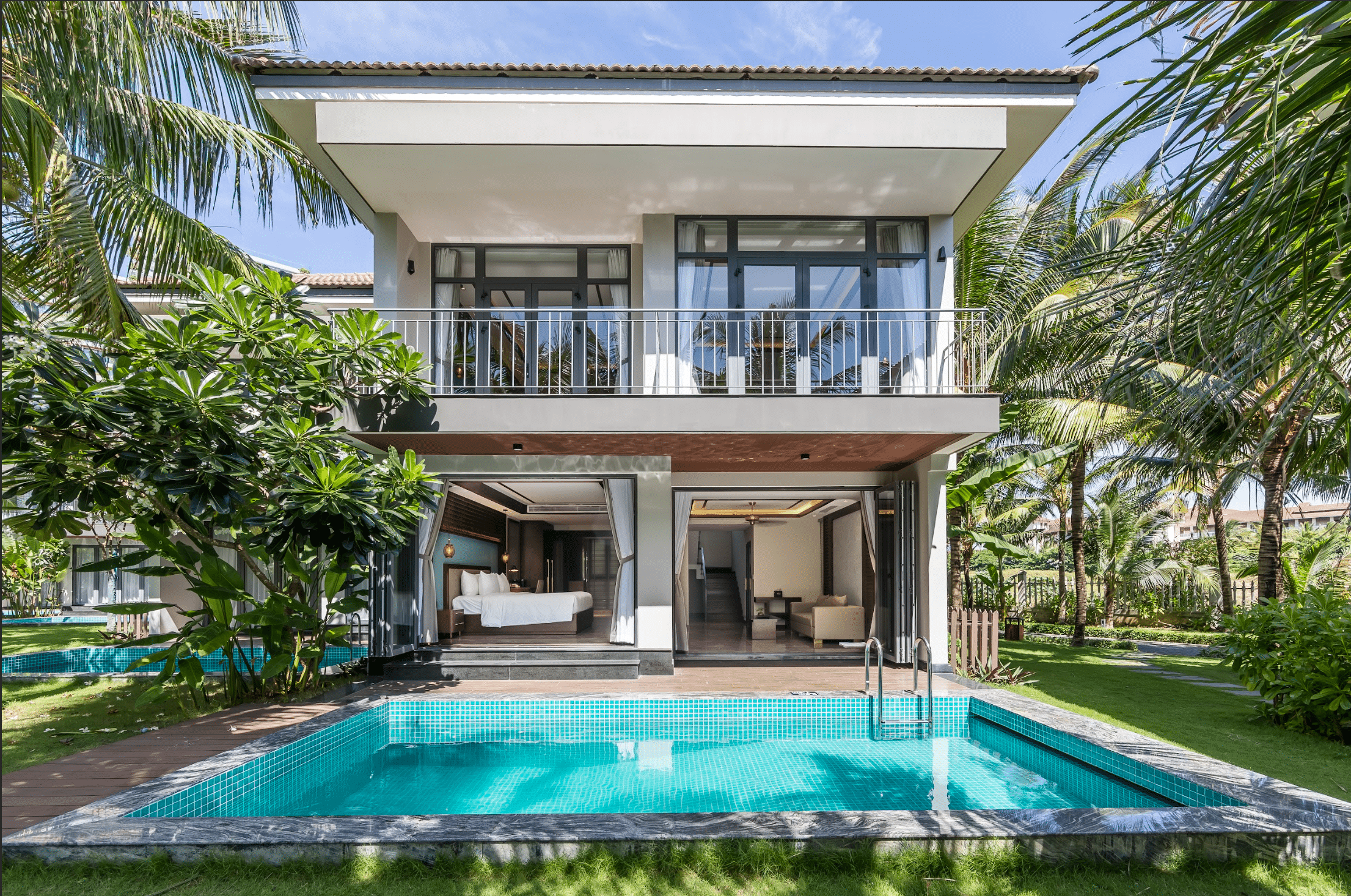 Sapphire Villa - (3 bedrooms) #1