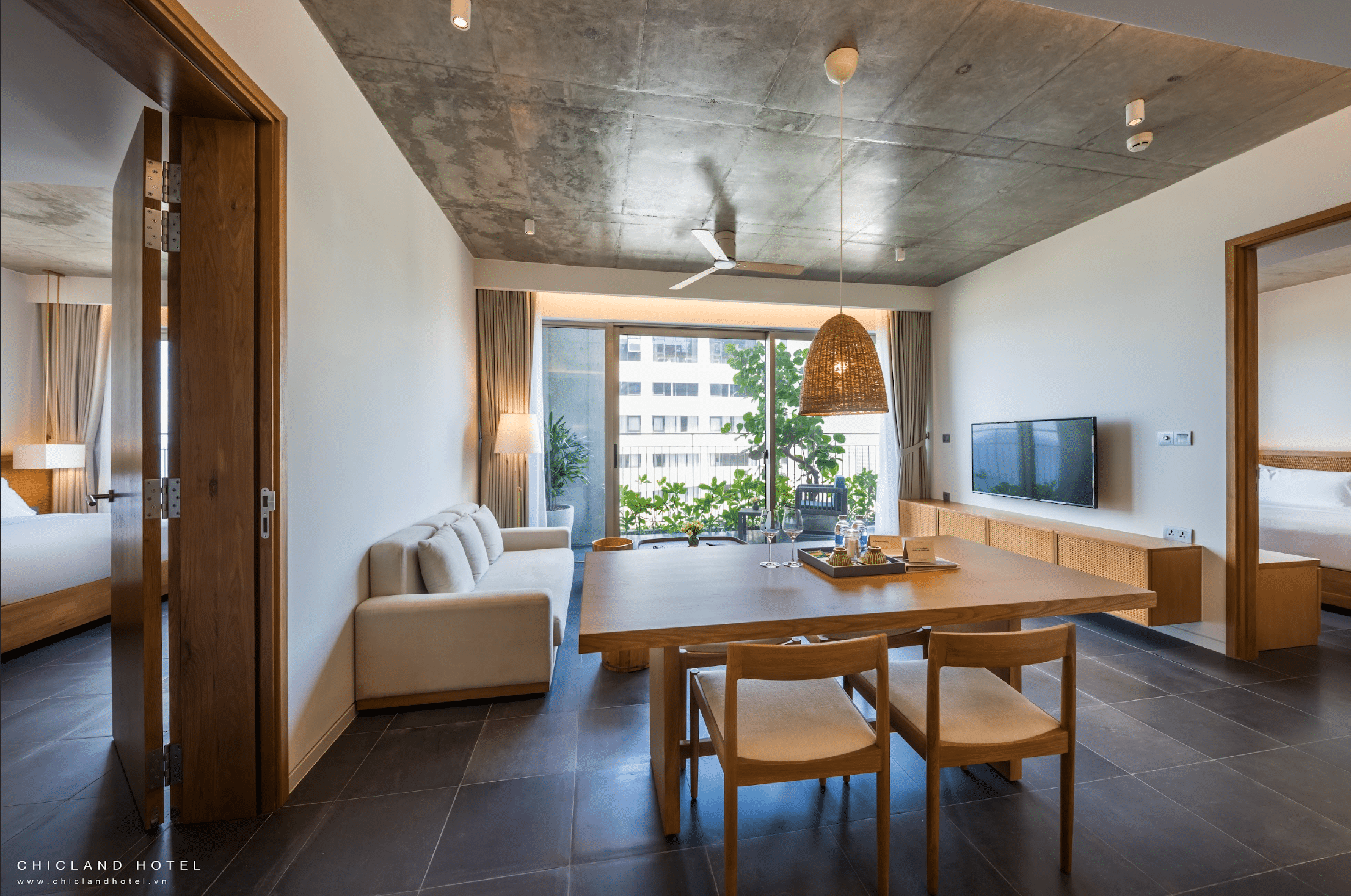 Nho Biển (Double + Double/Twin)  Two Bedroom Apartment with Balcony #9