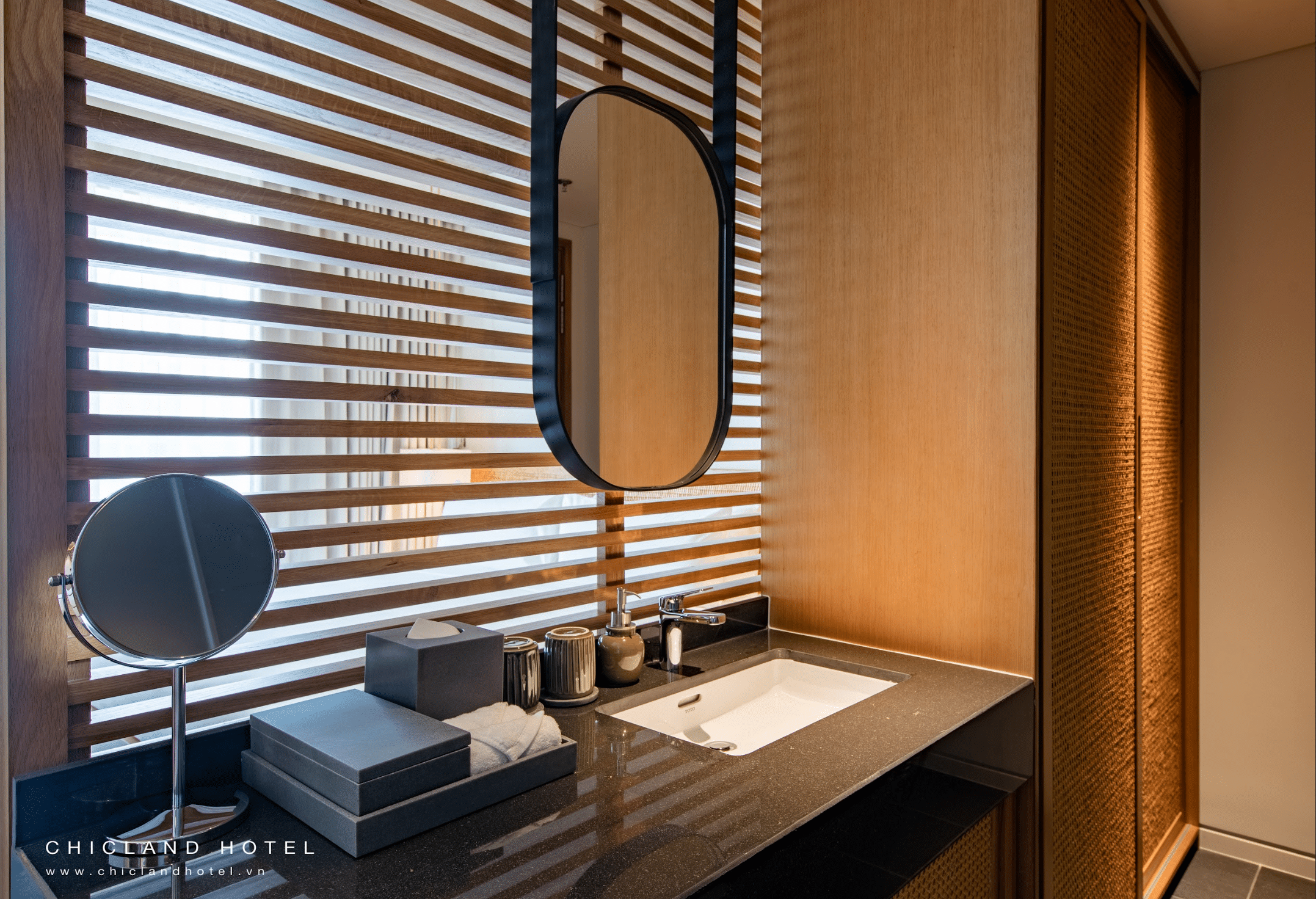Nho Biển (Double + Double/Twin)  Two Bedroom Apartment with Balcony #3