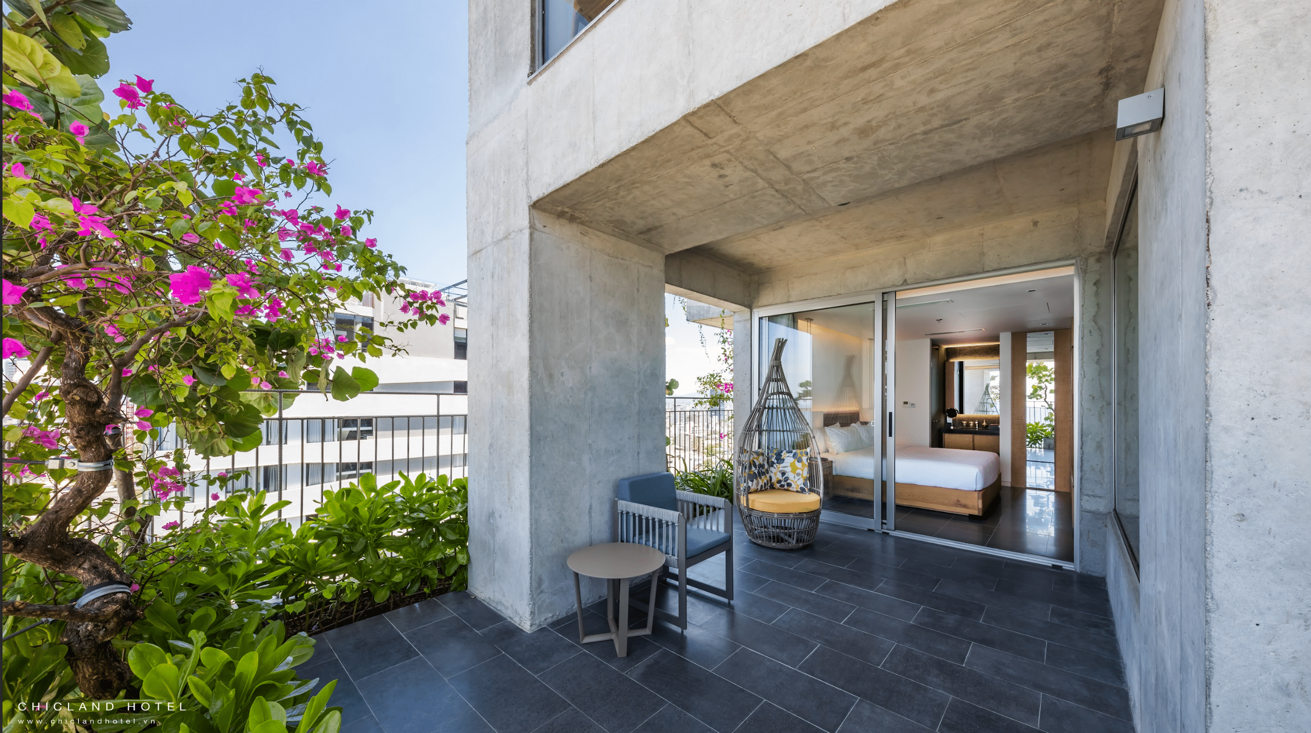 Nho Biển Ocean (Double + Double/Twin)  Two Bedroom Ocean Front Apartment with Balcony #1