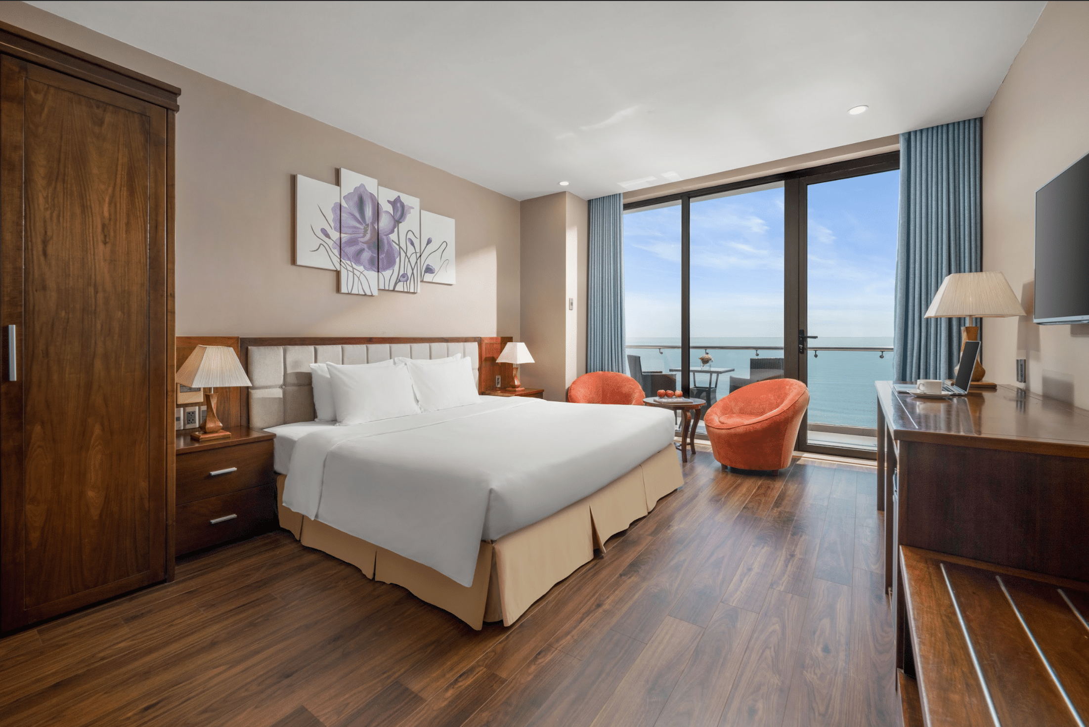 Junior Sea View with Balcony #1