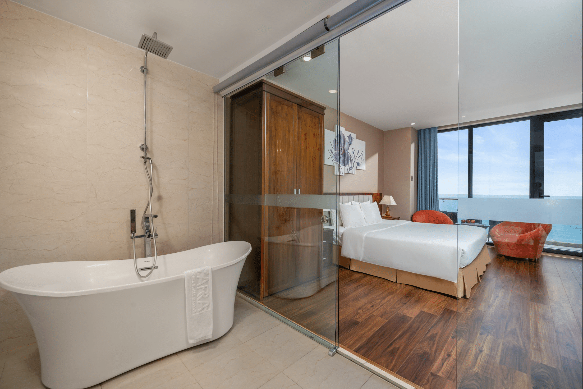 Junior Sea View with Balcony #4