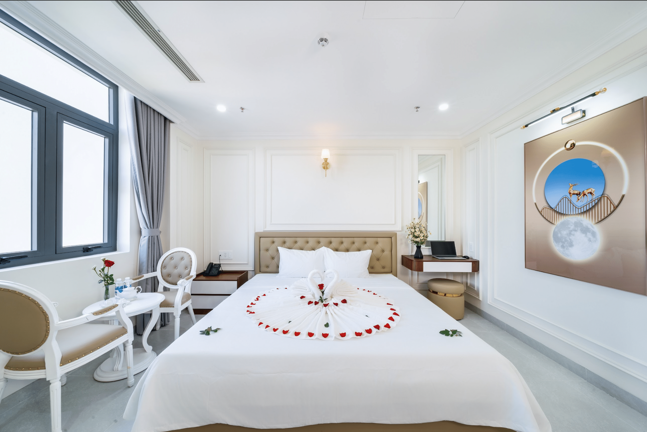 Tourane Suite #4