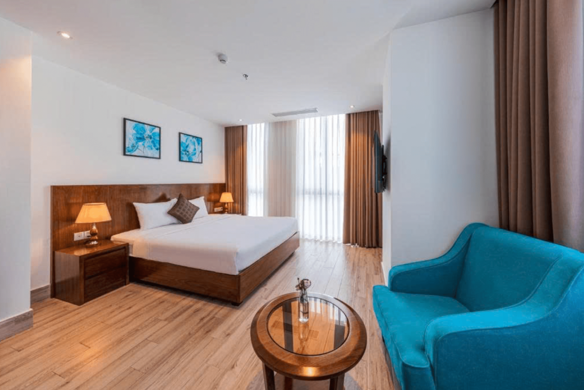 Premier Apartment #4
