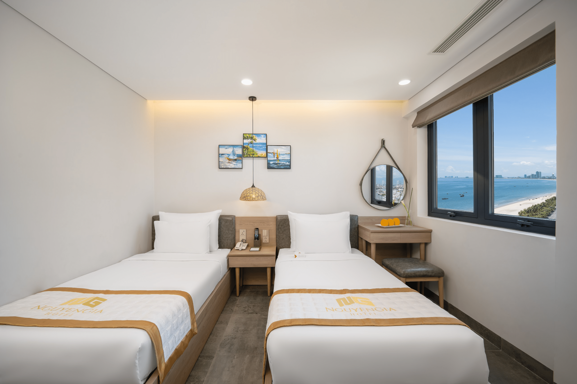 Deluxe Twin/ Double Sea View #7