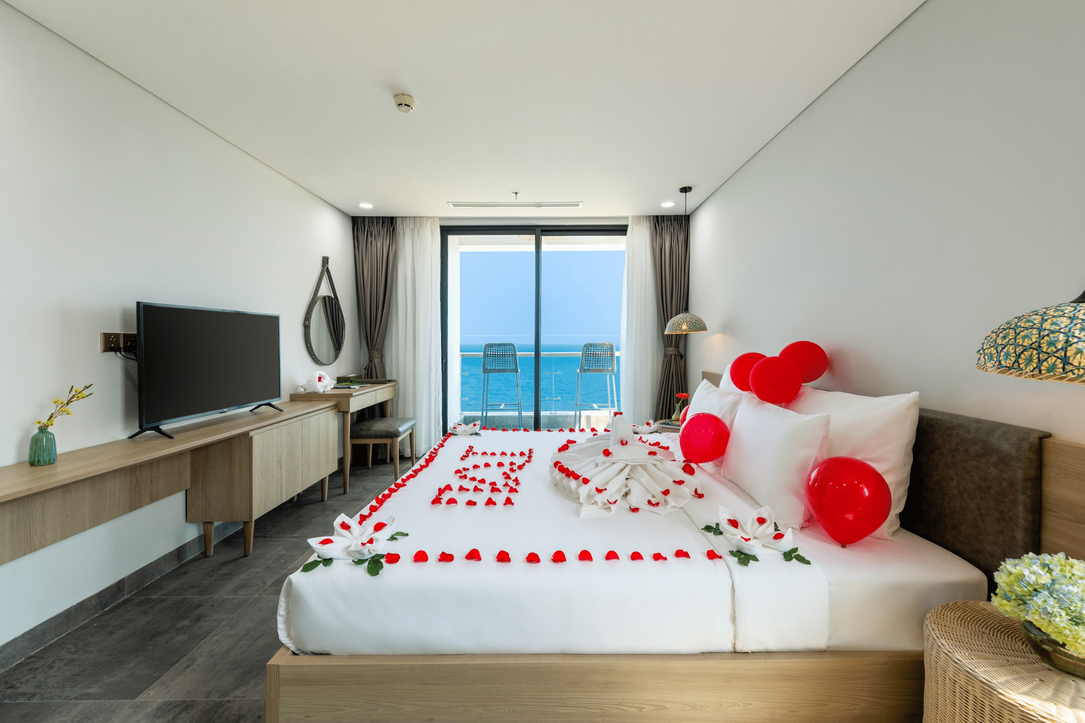 Premier King Ocean Balcony #3