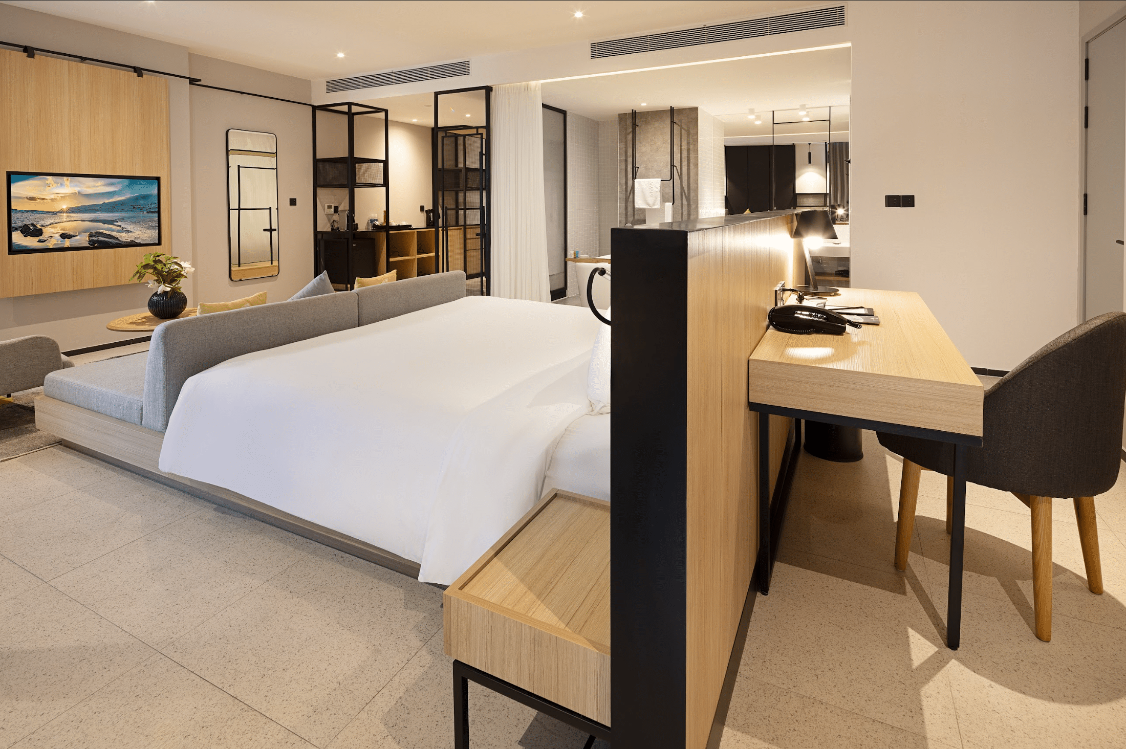 Executive Suite #5