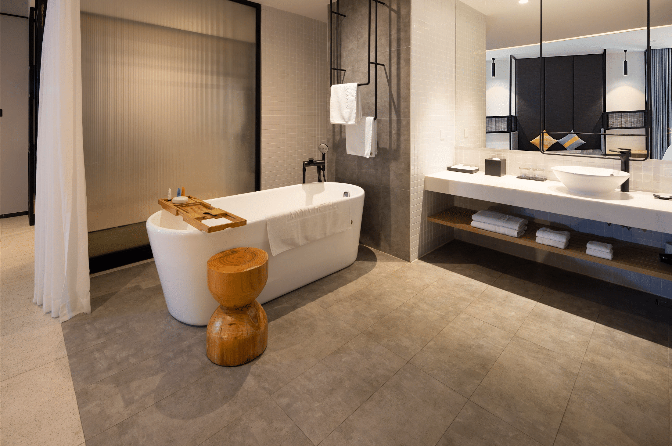 Executive Suite #3