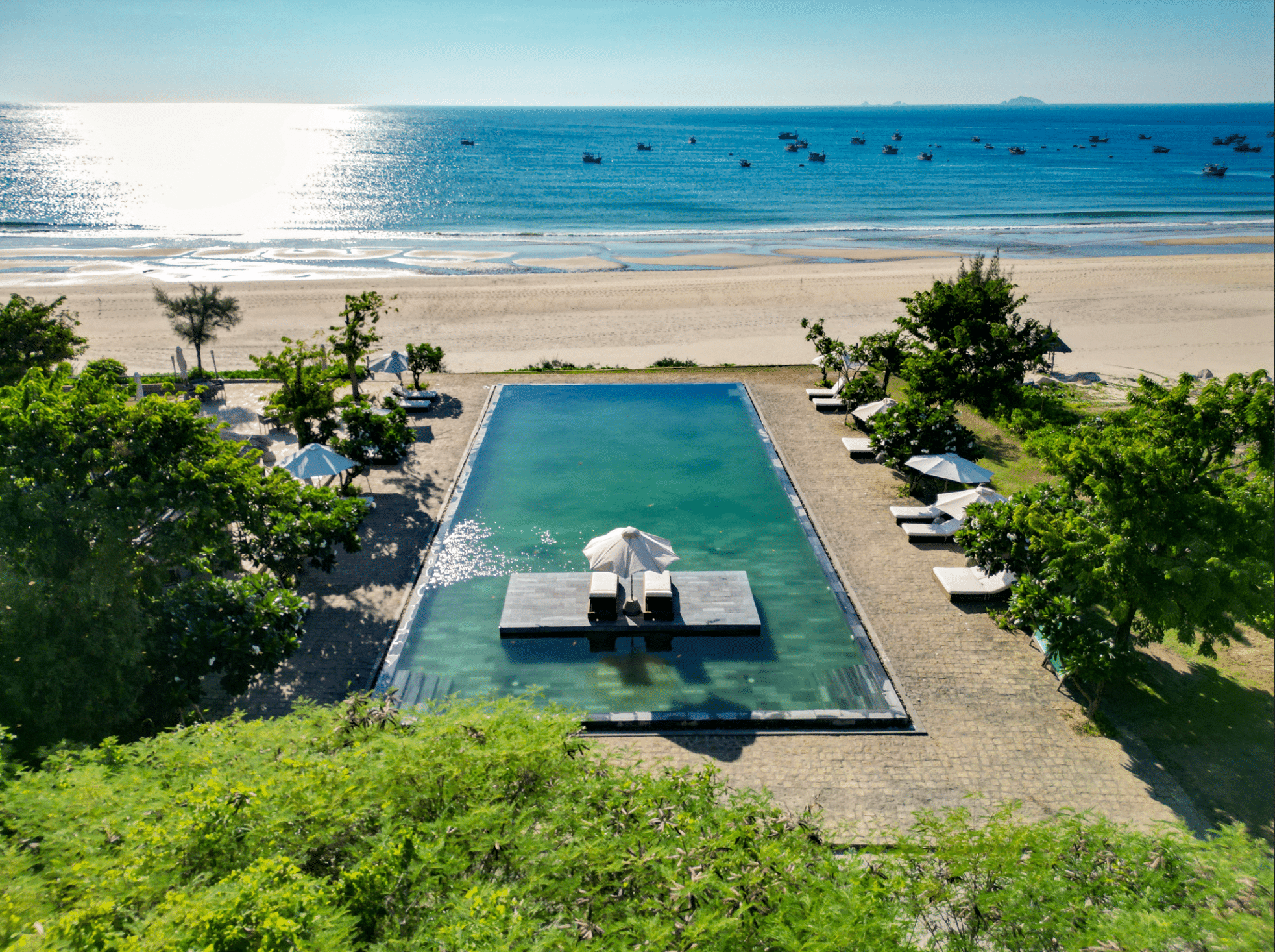 CROWN RETREAT RESORT #5