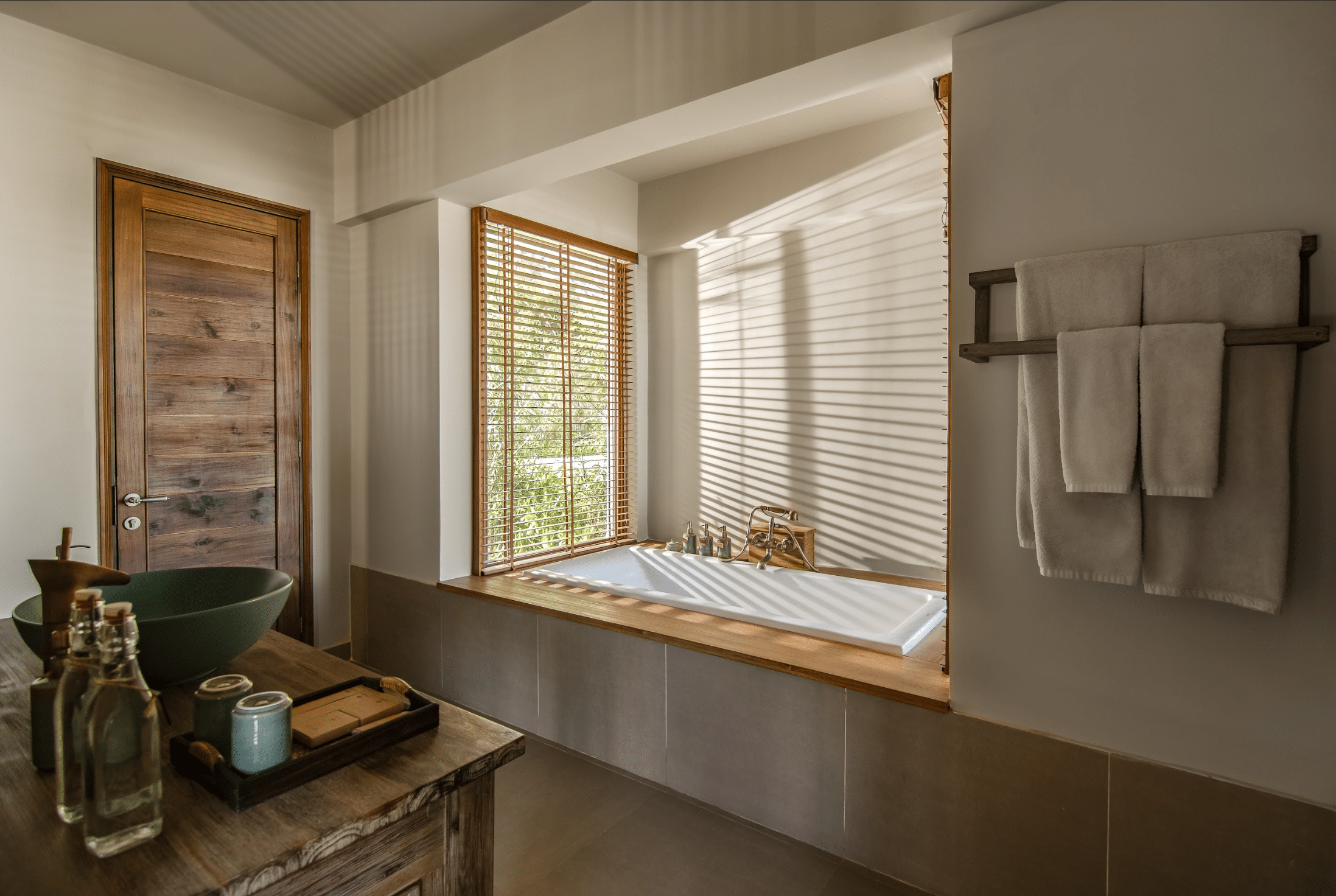Junior Suite Beachfront/ Signature #3