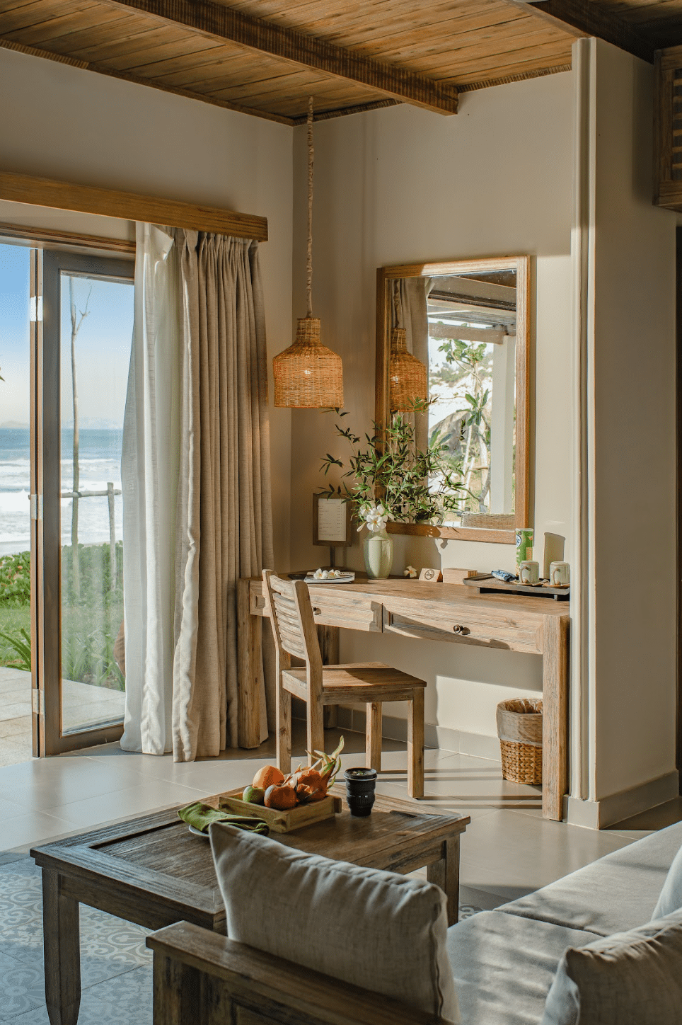 Junior Suite Beachfront/ Signature #6