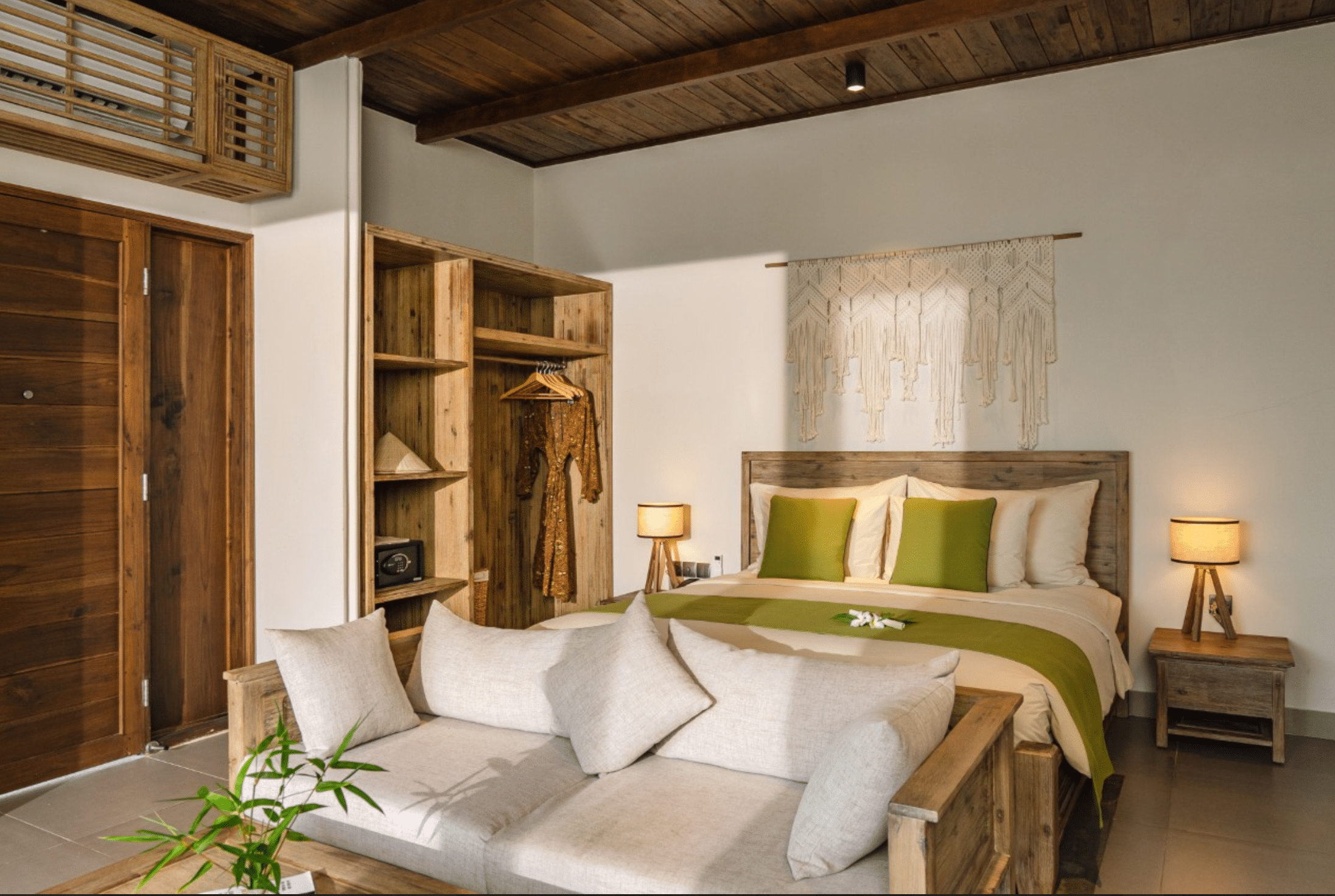 Junior Suite Beachfront/ Signature #9