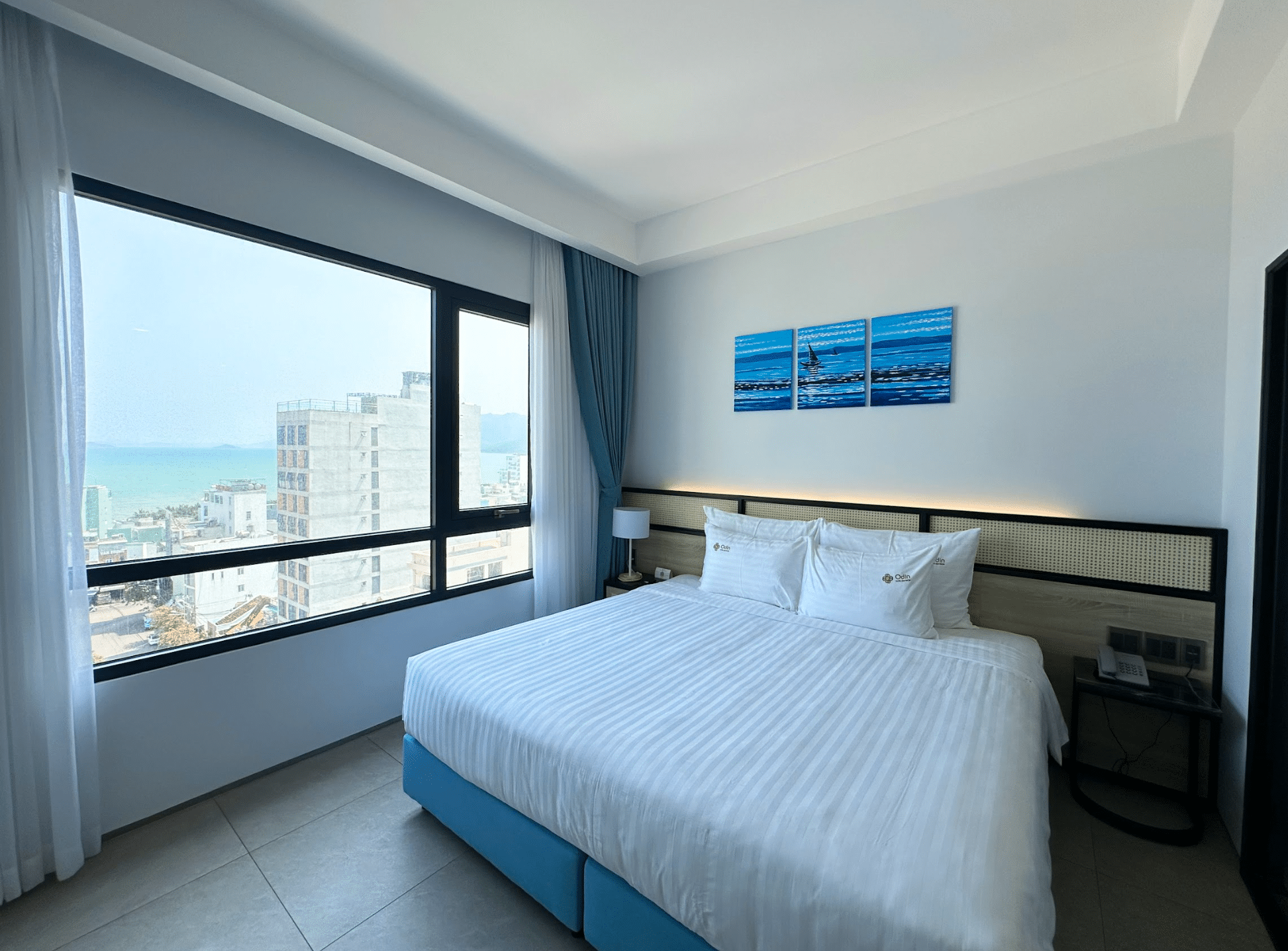 Deluxe Ocean View #3