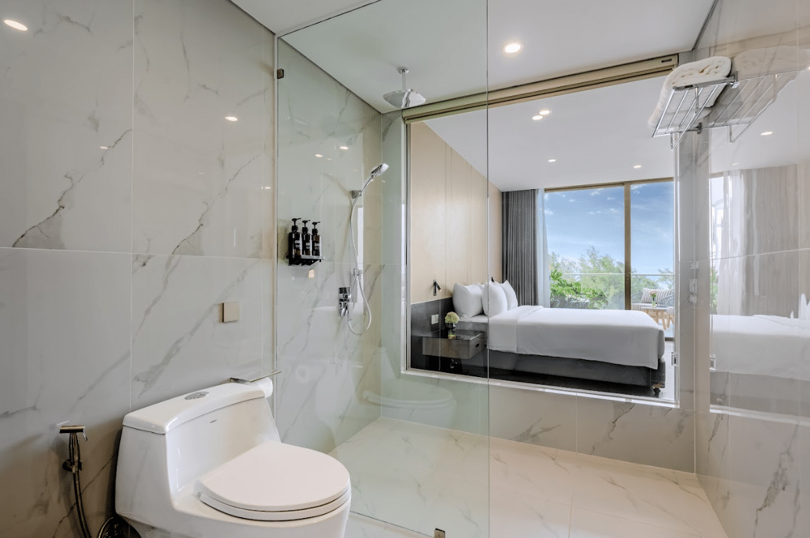 Luxury Balcony Ocean (Double) #3