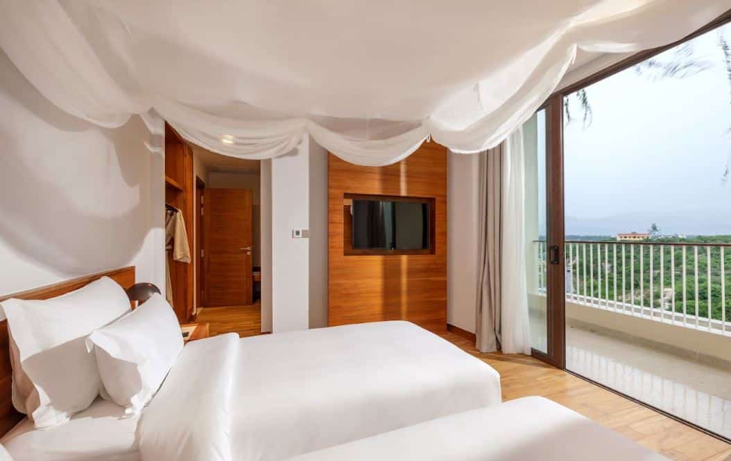 Seaview Two-Bedroom Suite #1
