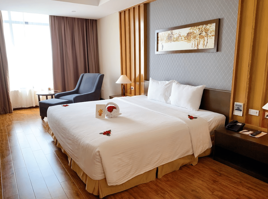 Executive Suite #2