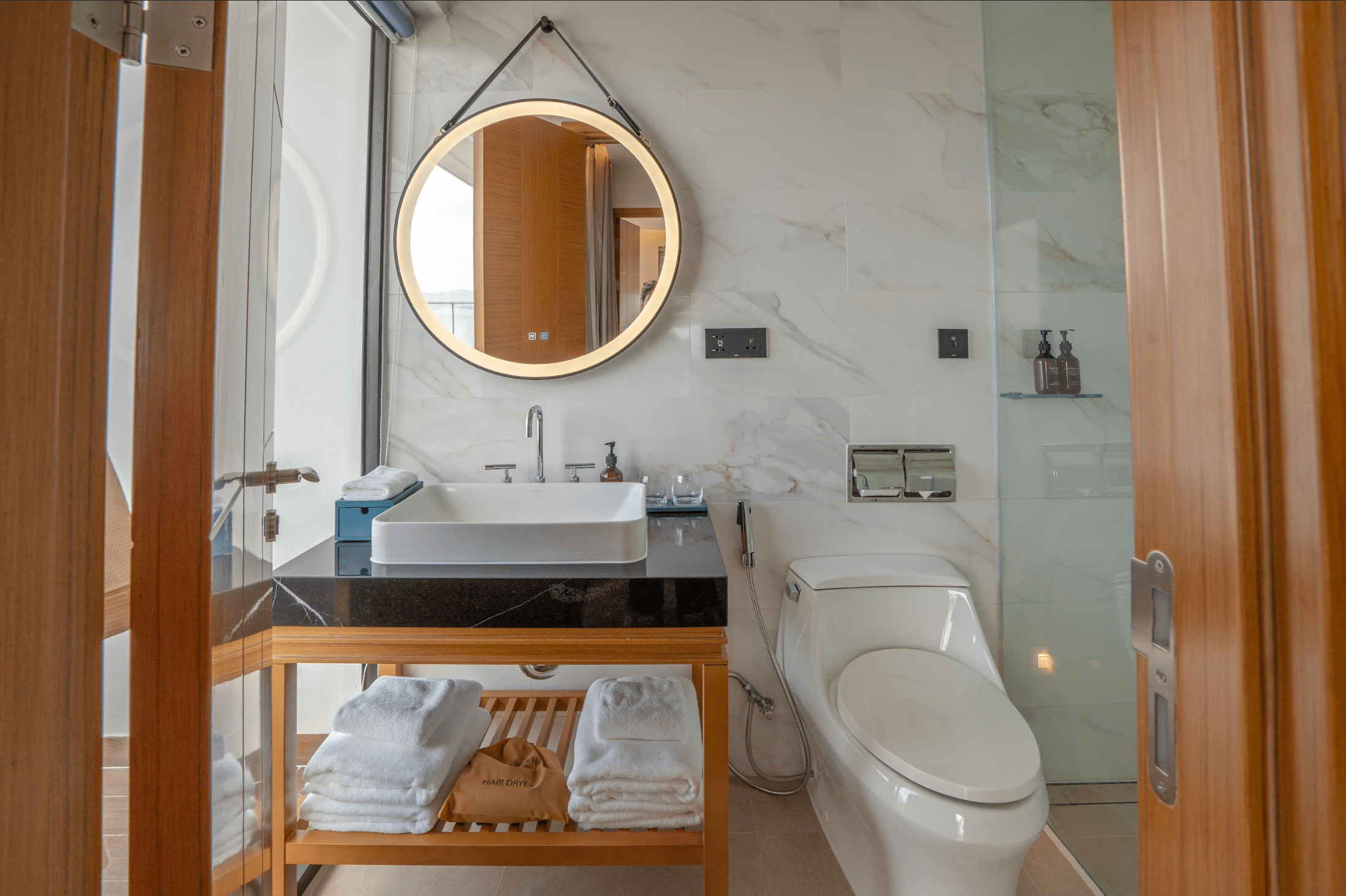 Two-bedroom Family Oceanview #9