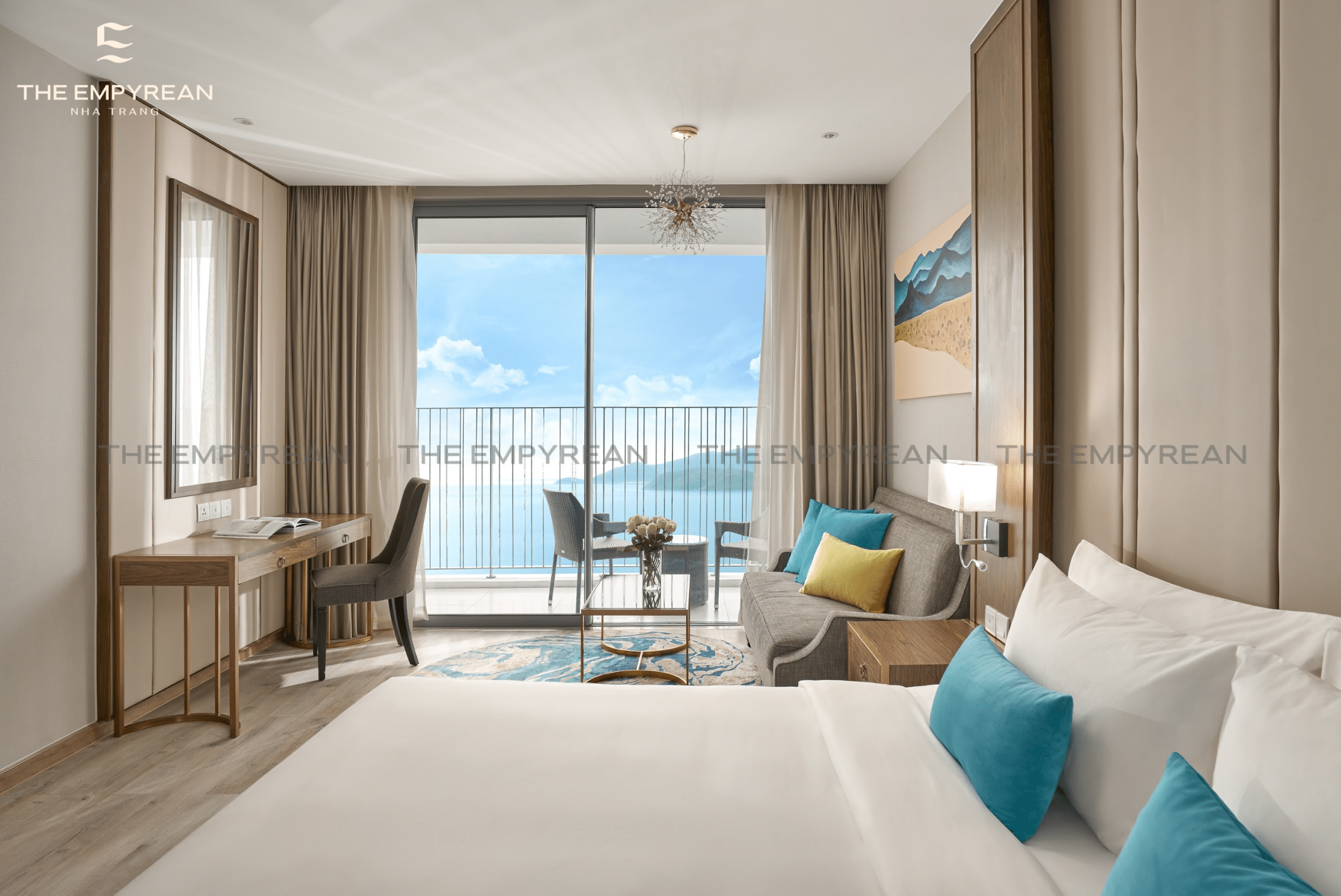 Deluxe Ocean with Balcony (twin/king) #3