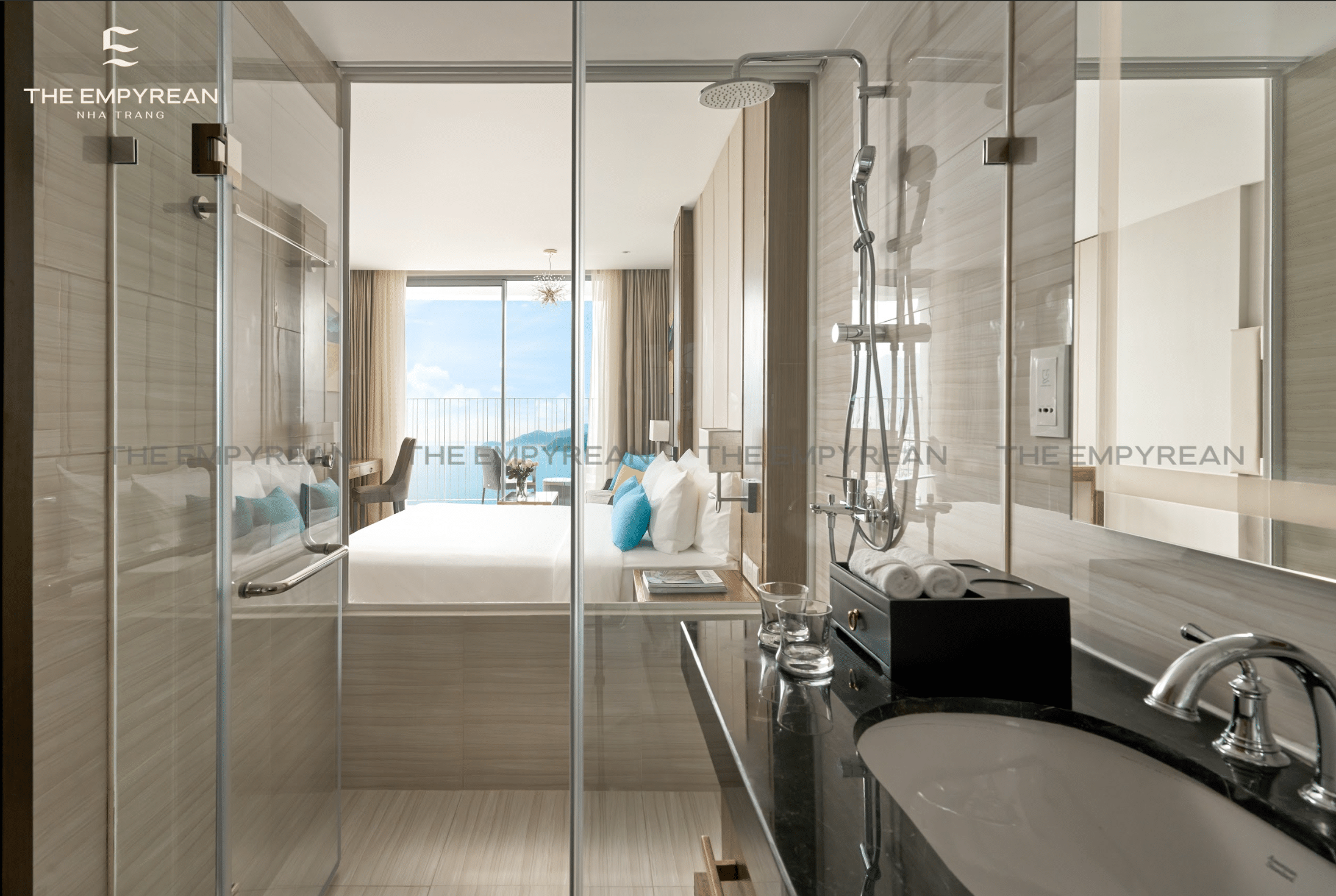 Deluxe Ocean with Balcony (twin/king) #1