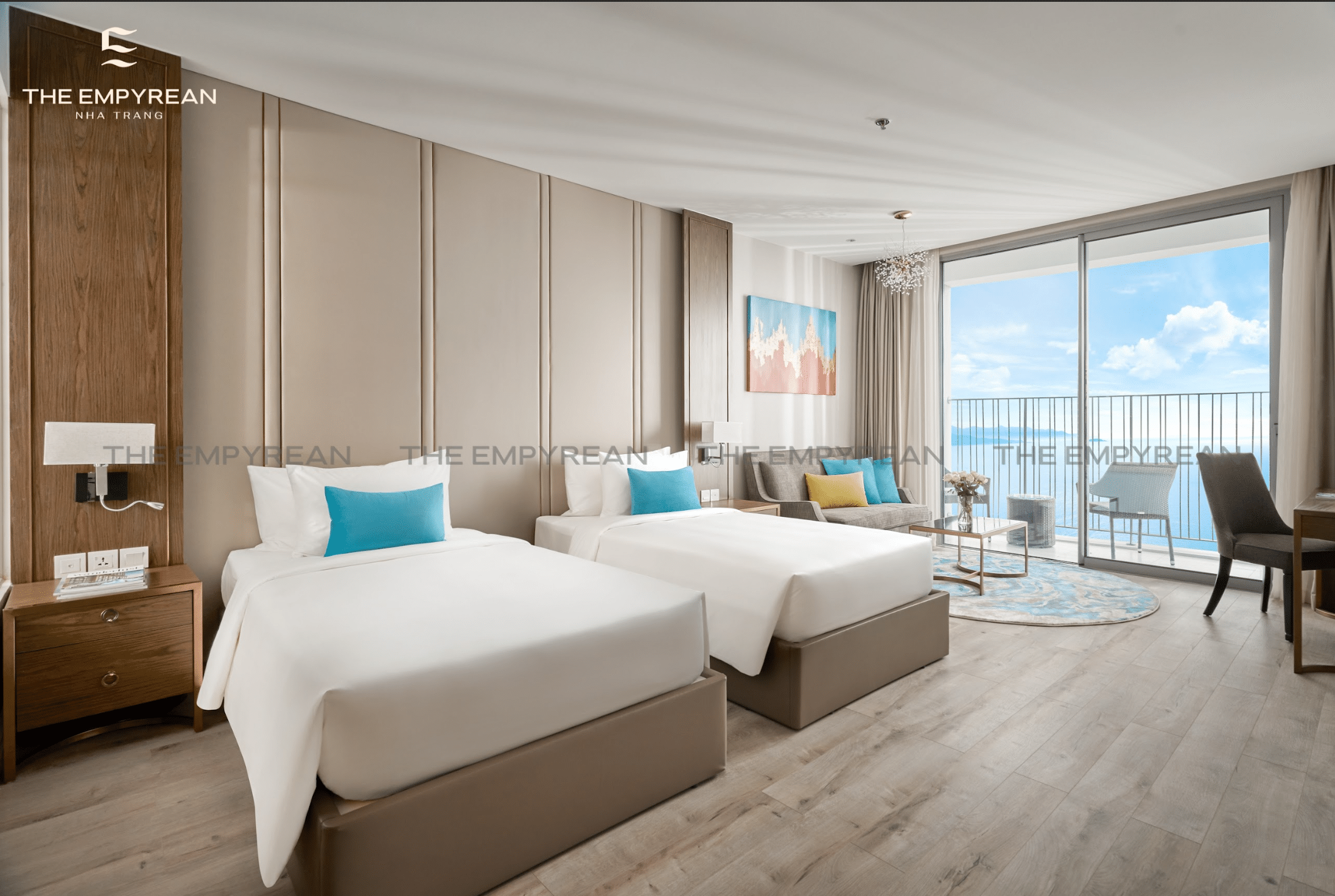 Deluxe Ocean with Balcony (twin/king) #5