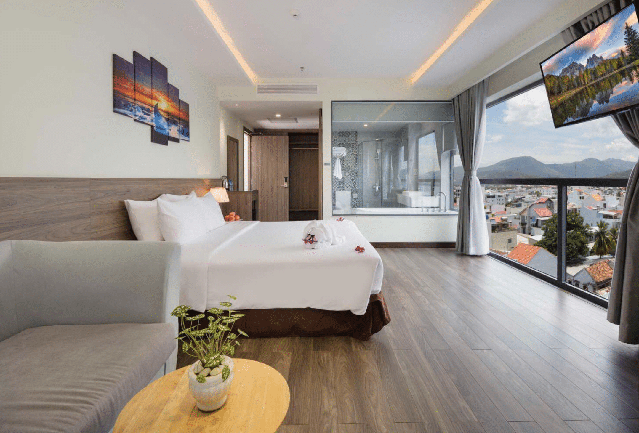 Suite #5