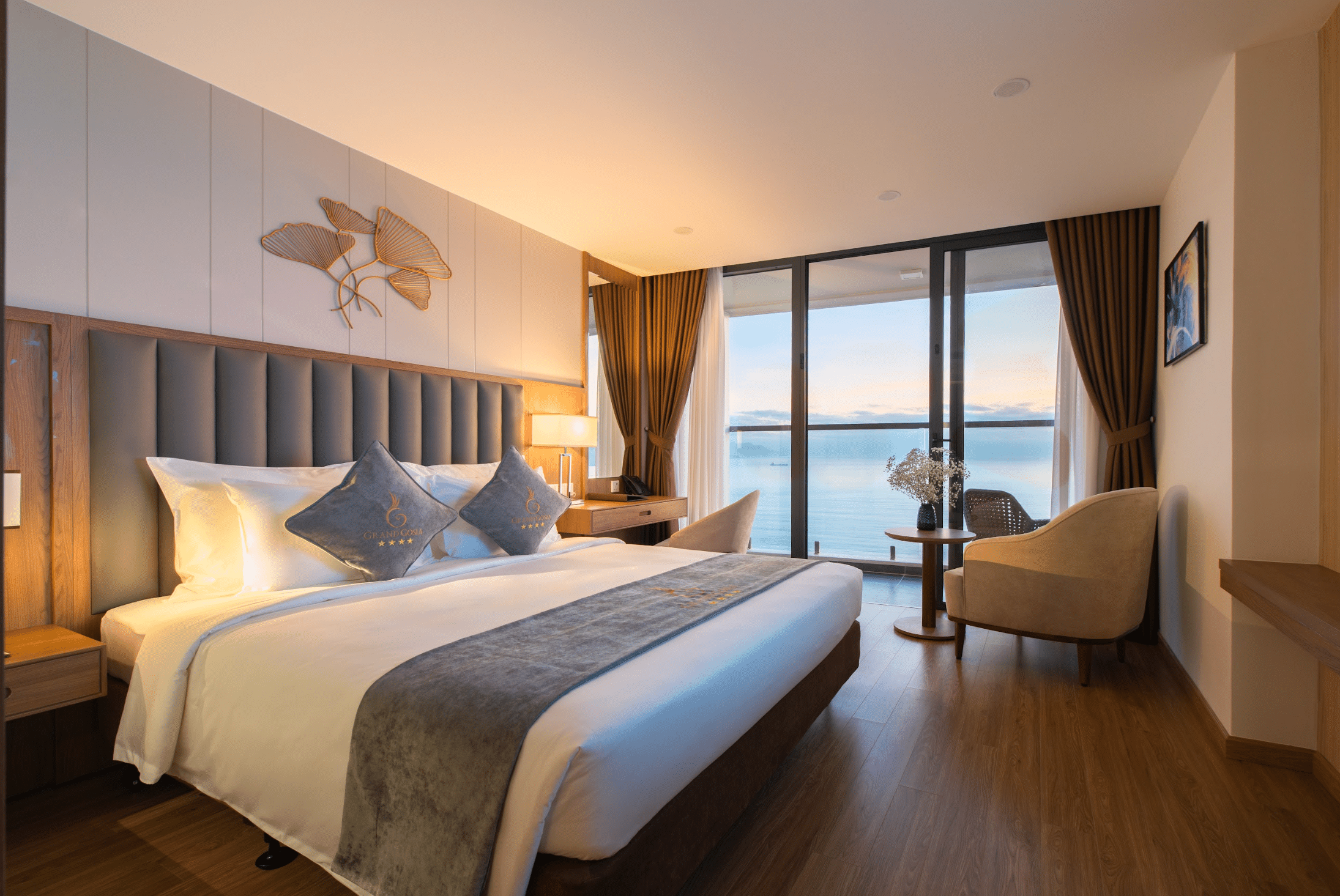 Premier Deluxe Ocean View #2