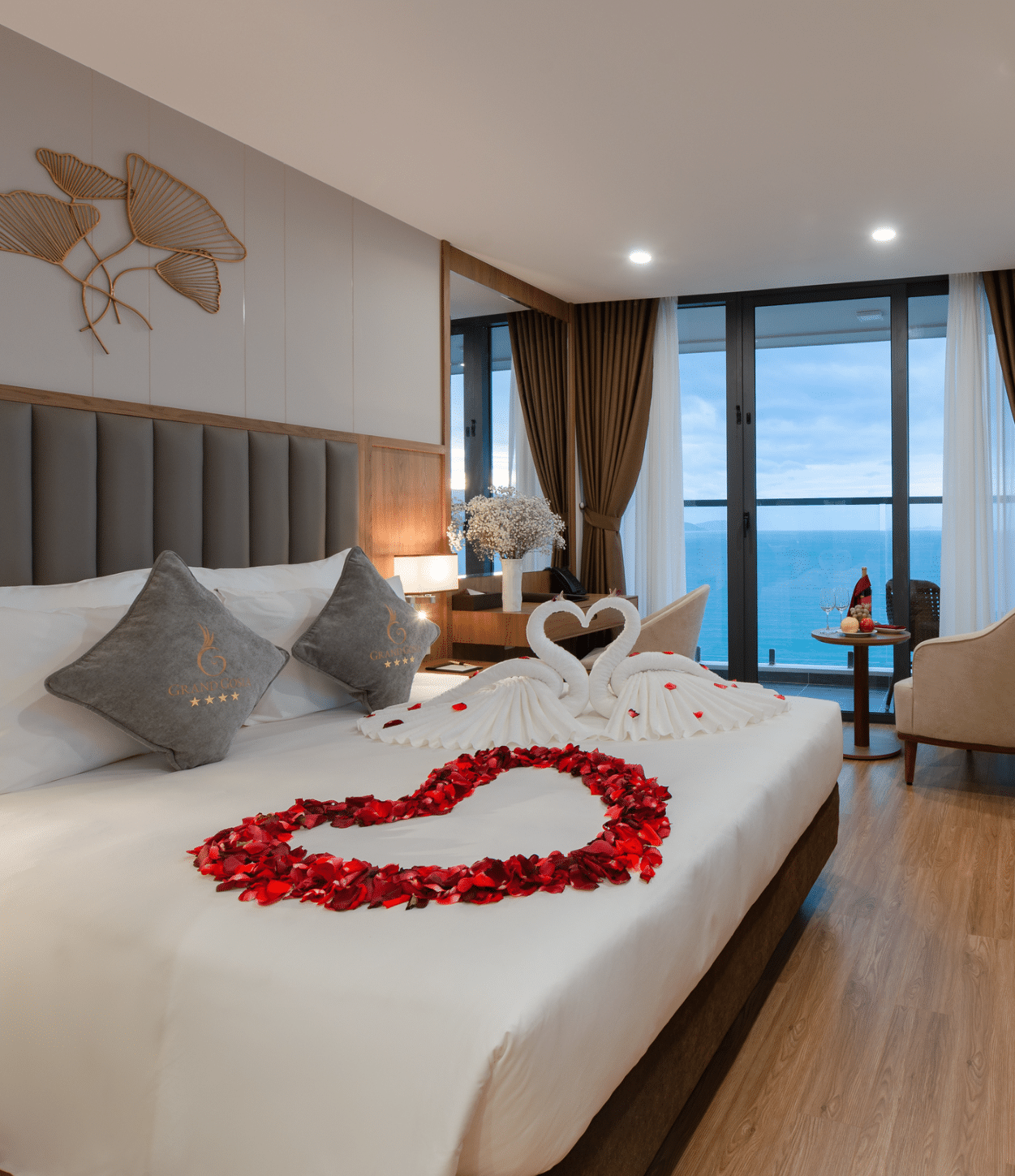 Premier Deluxe Ocean View #4