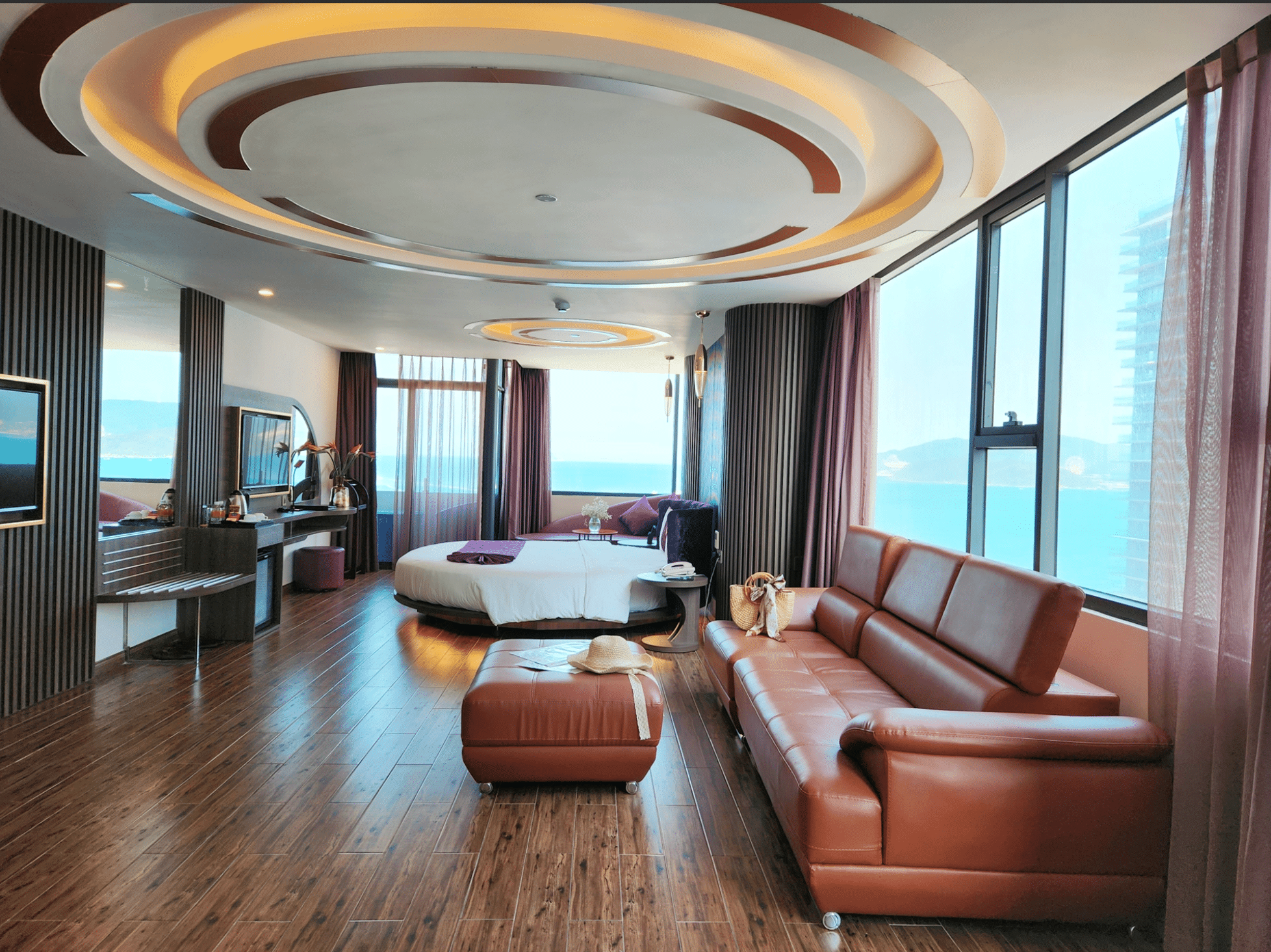 Grand Suite #2