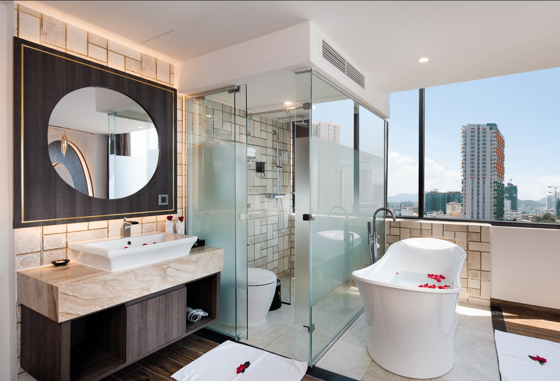 Grand Suite #7