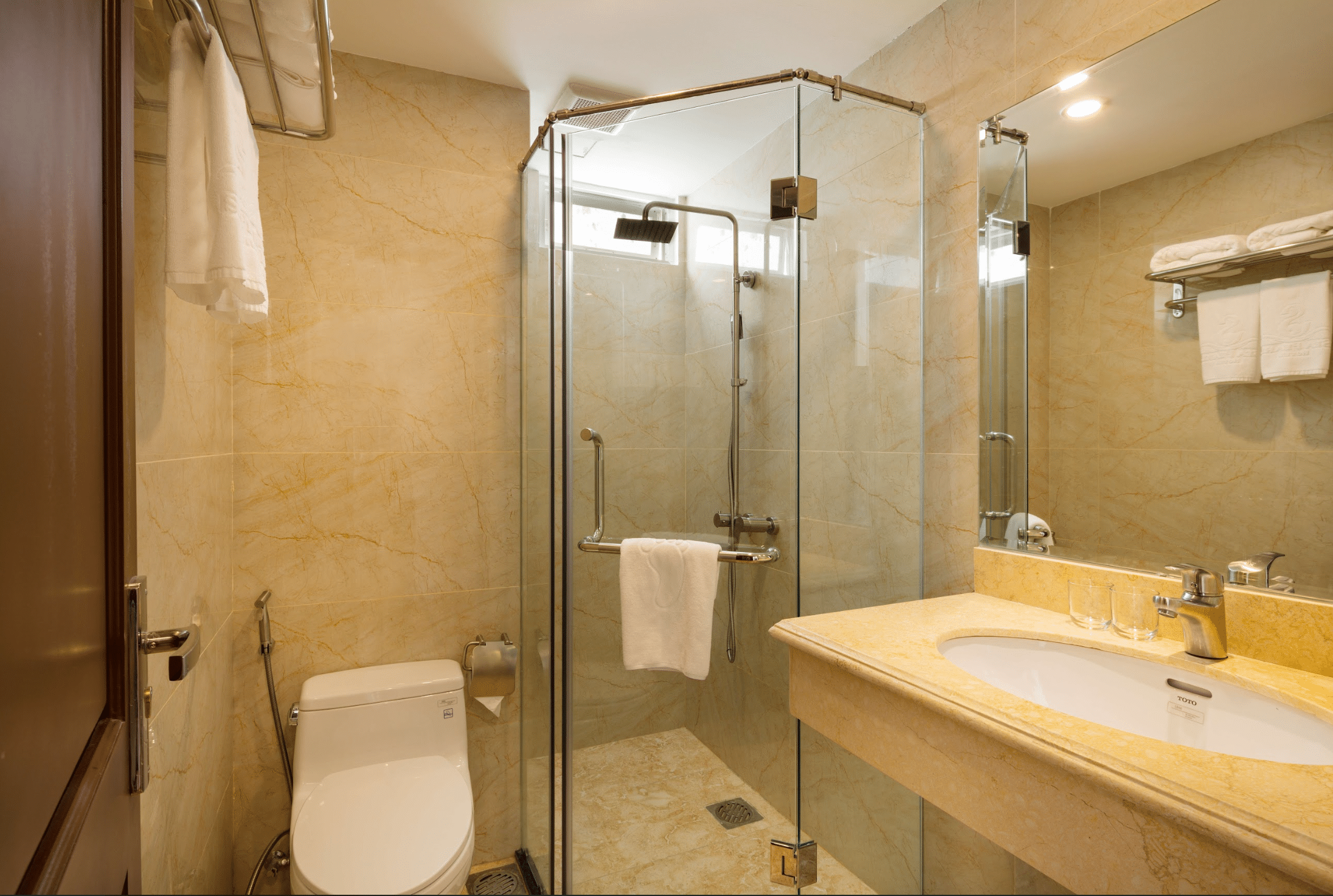 Phòng Superior Cửa sổ hướng Phố Double / Twin #1