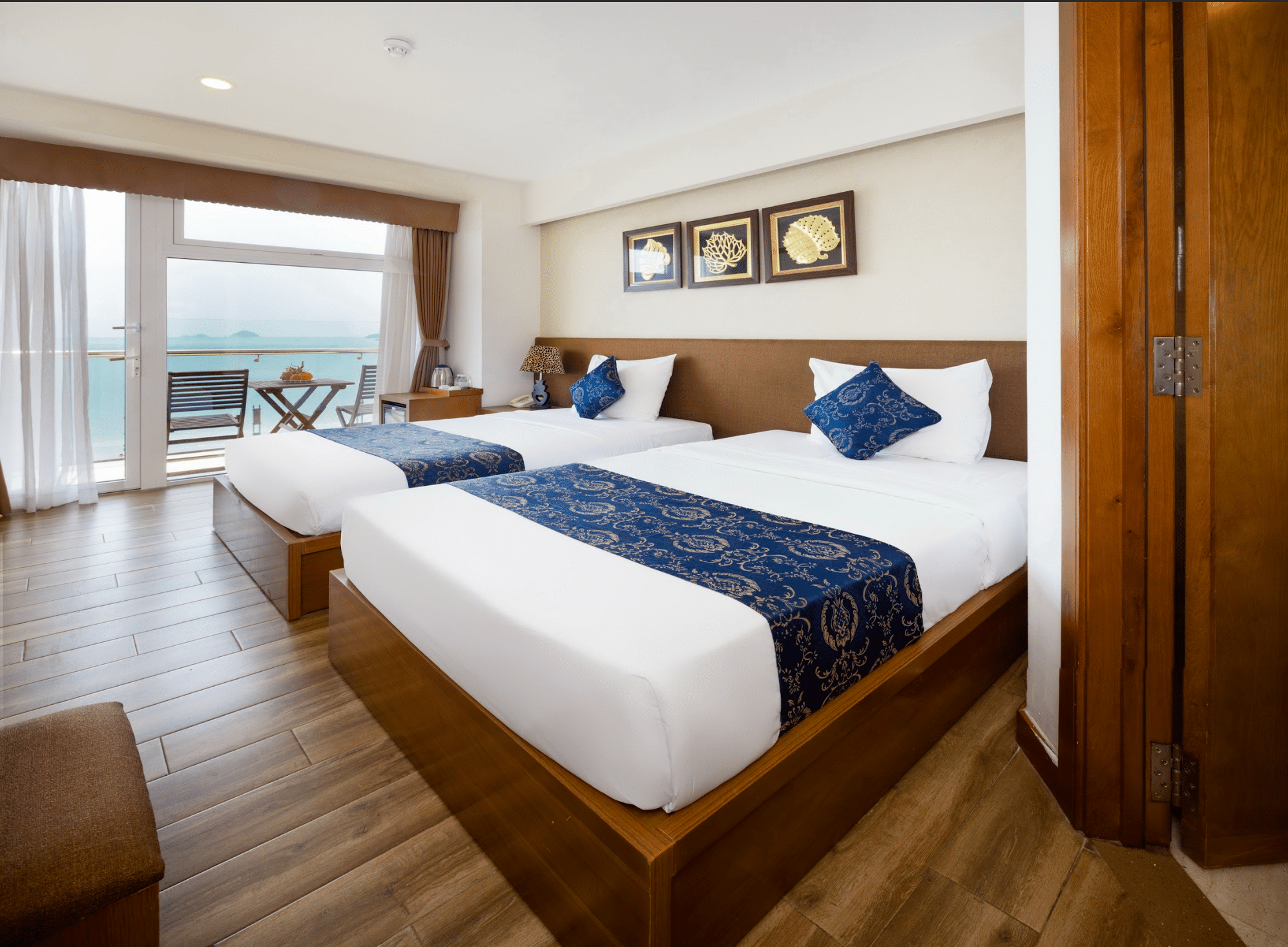 Executive Balcony Sea View Double/ Twin #2