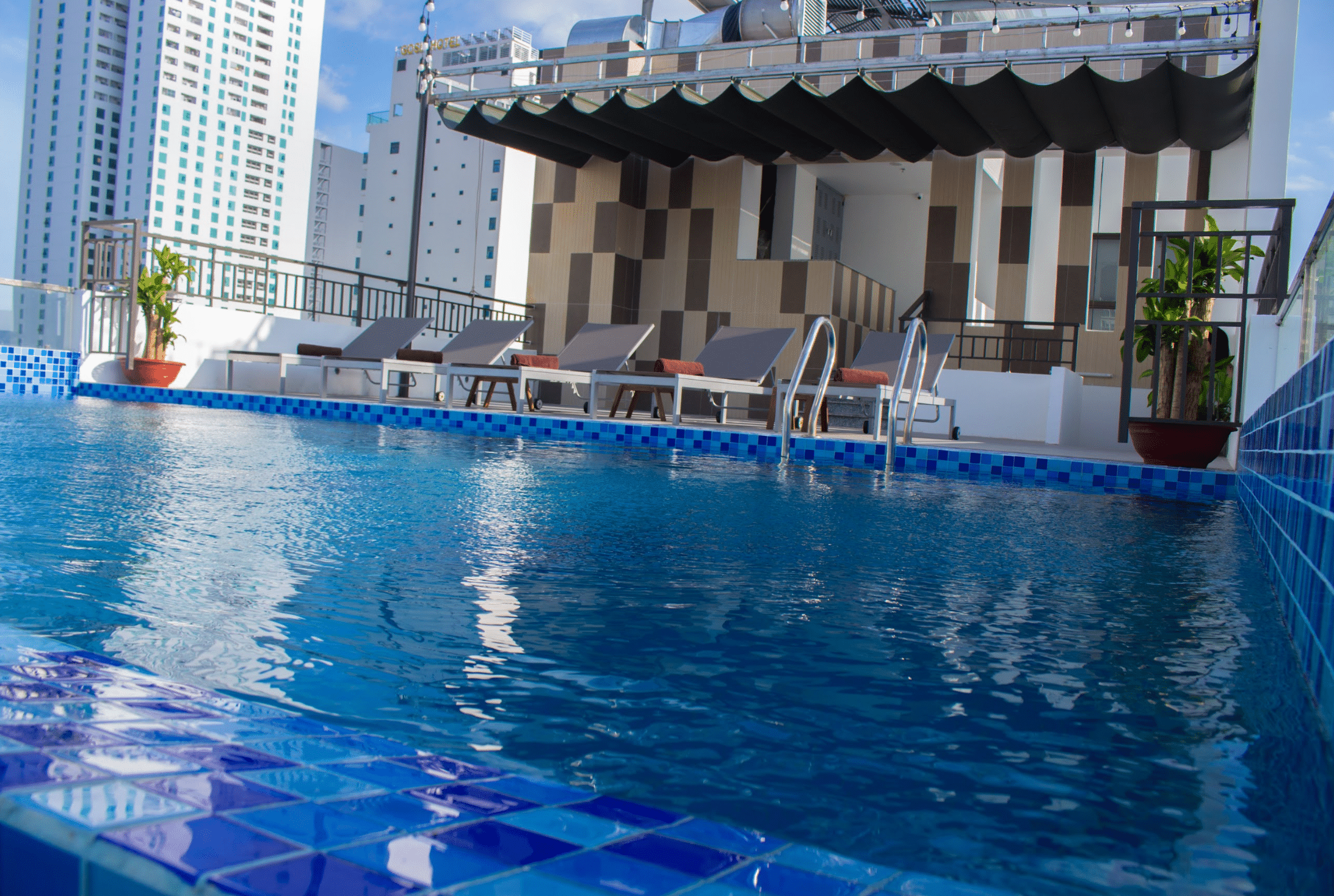 ALE HOTEL #5