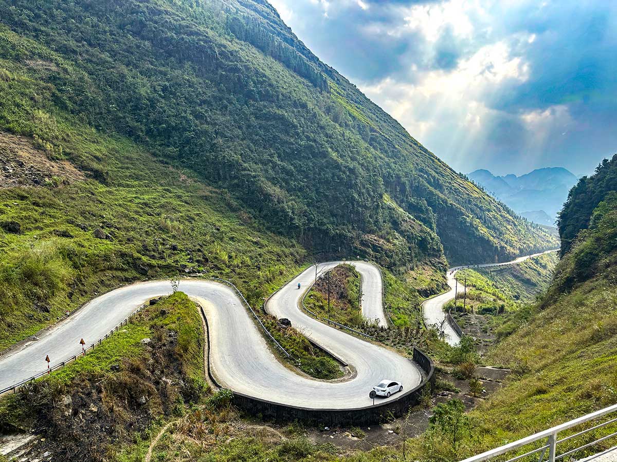 HÀ GIANG – CHẠM VÀO MỘT MIỀN ĐÁ ĐẦY SẮC MÀU 🏔️