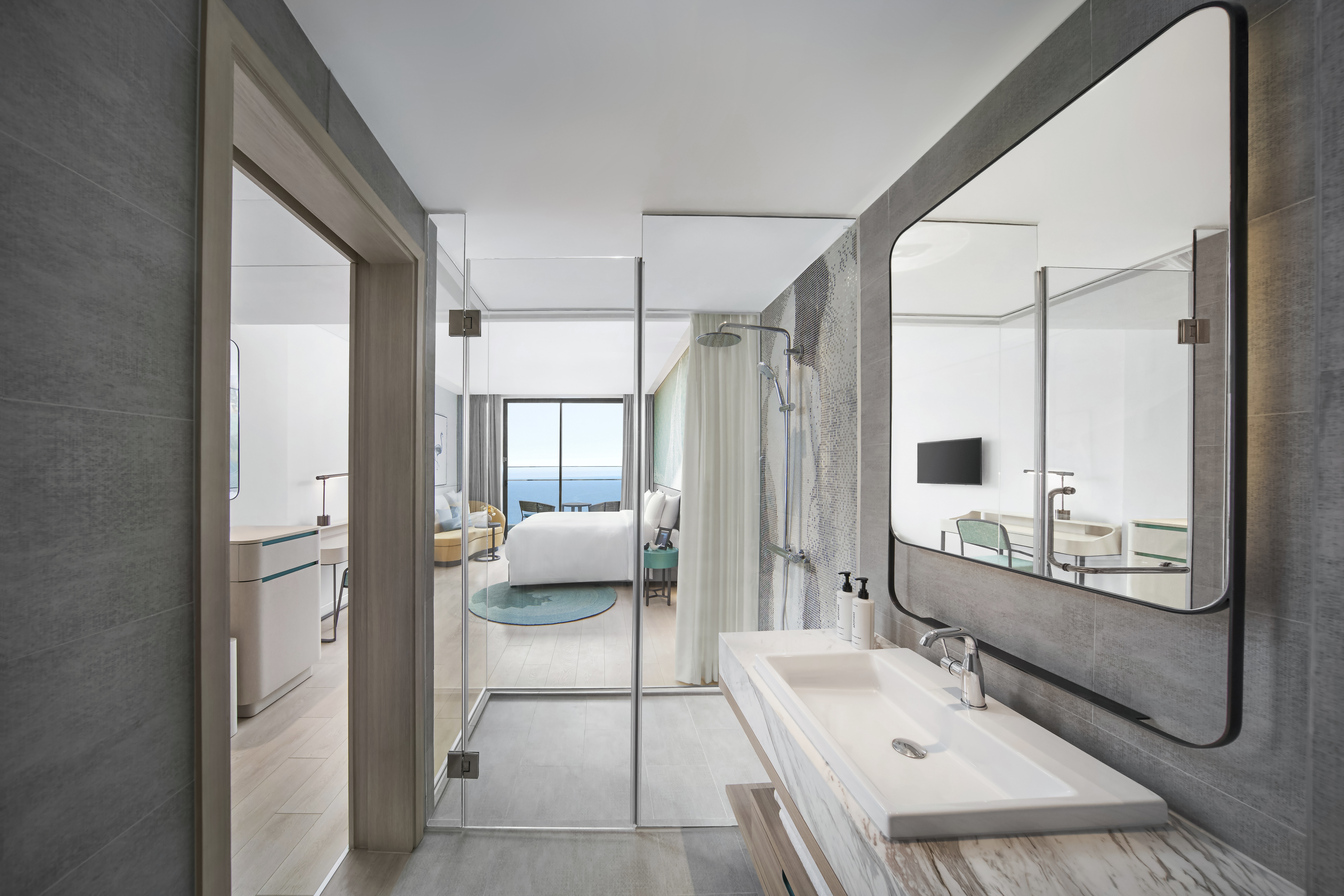 King Bed Deluxe Room Sea View #6