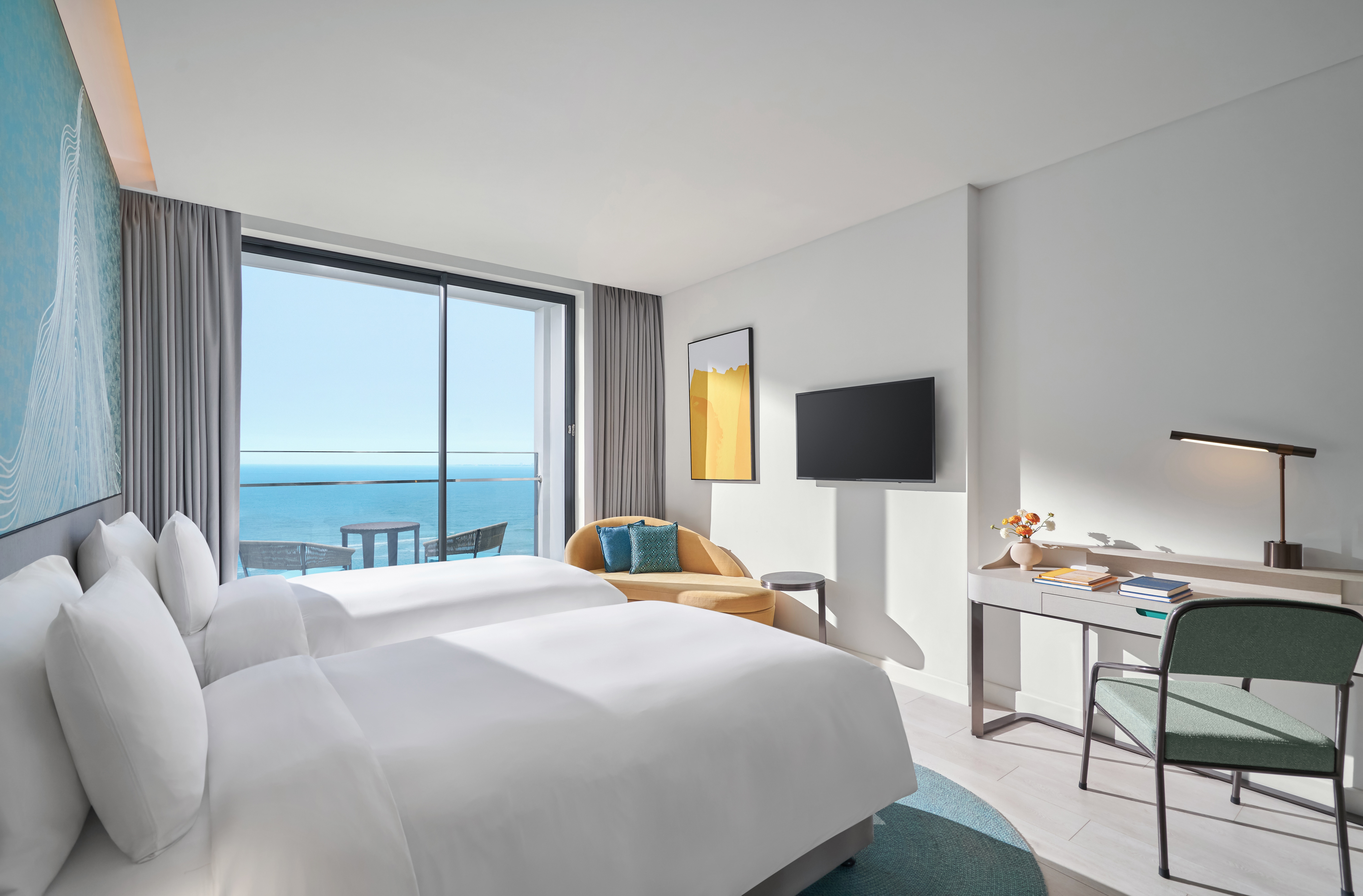 2 Single Beds Deluxe Room Sea View #5